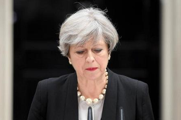 48封不信任信寄出梅姨首相之位难保 美联储加息周期或停 黄金td反弹势