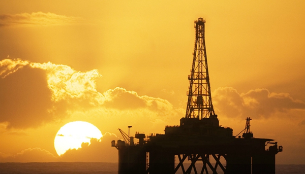 全球增长前景依然黯淡 沙特将原油日产量控制在700万桶以下