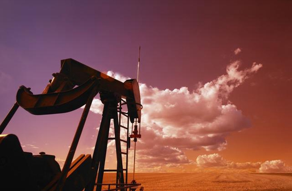 EIA汽油和精炼油库存意外增加 API原油库存降幅超预期