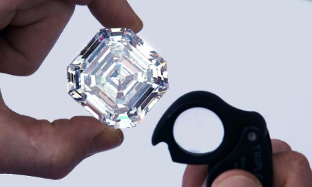 真钻石与“苏联钻”怎么区分