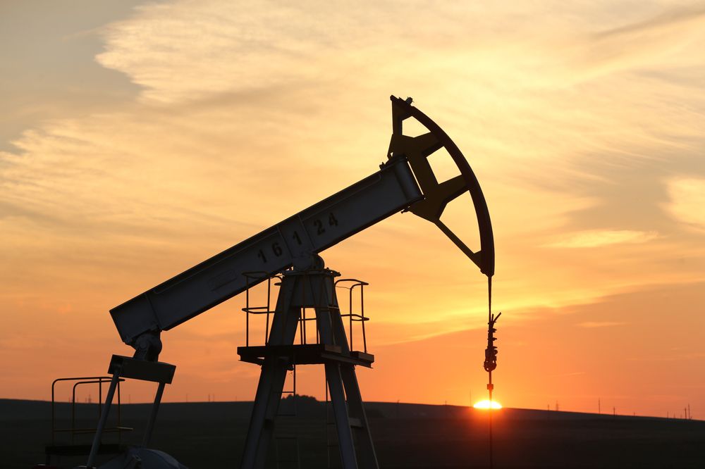 原油供给充足，油价或将进一步走低