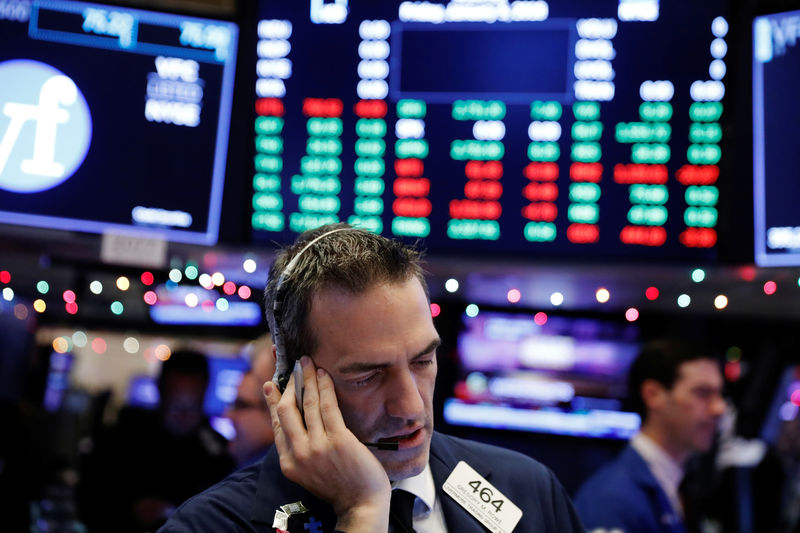 © Reuters.  英为财情市场速递：市场避险情绪回落，美联储降息预期进一步巩固
