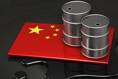 中国原油进口首次月度日均超千万桶关口