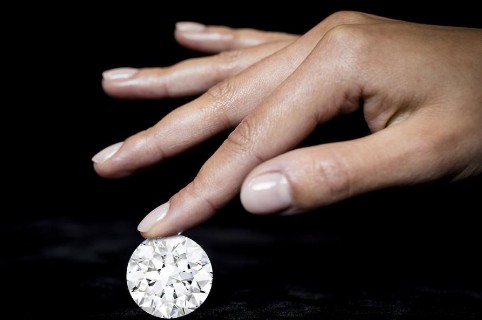 7克拉钻石价格为什么贵