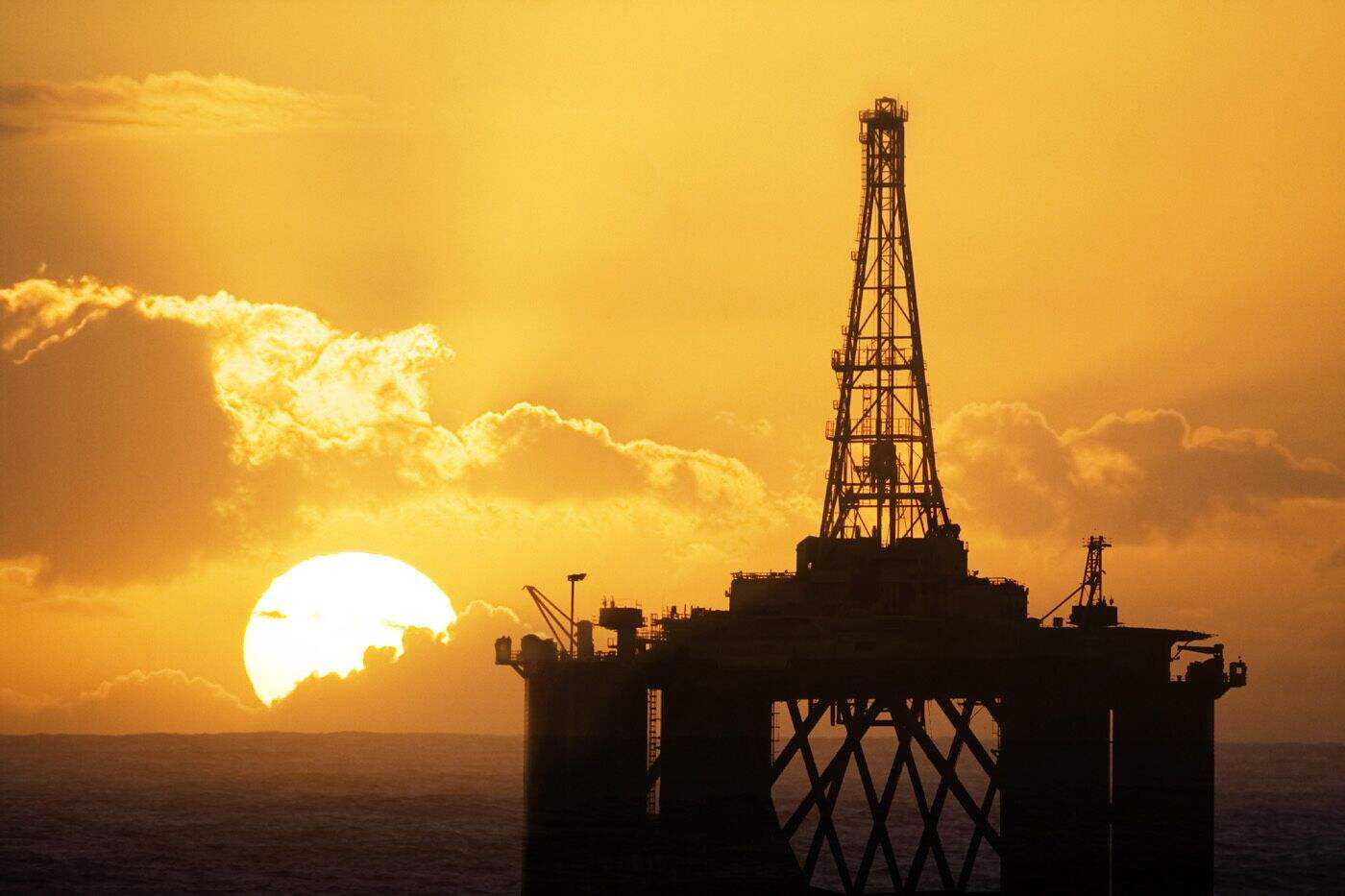 美原油跌去所有涨幅 美伊局势属于短期波动事件？