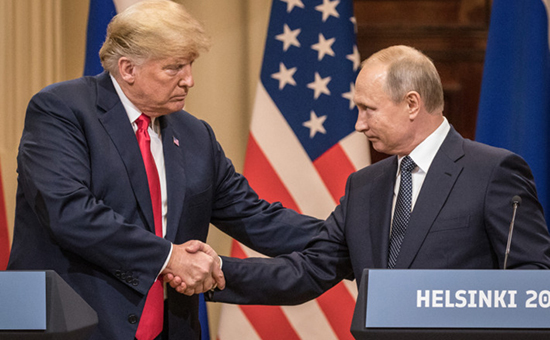 17-trump-putin-handshake.w710.h473.jpg