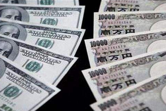 因美联储转鸽日本寿险巨头调整投资策略加大对冲-将日元升值视为头号风险.jpg
