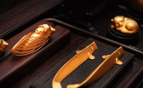 注意!黄金首饰到底是按克买好 还是按一口价买