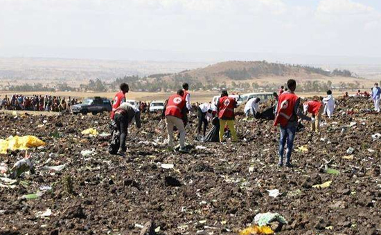 埃塞俄比亚客机坠毁致157人遇难-中国航空局停飞波音737MAX8！.jpg