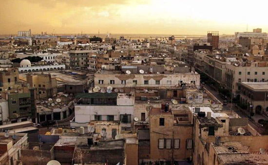 利比亚内战爆发首都的黎波里成争夺目标--蓬佩奥：政治解决方案是唯一途径.jpg