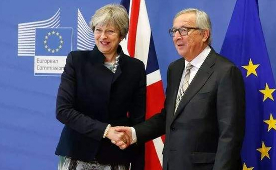特雷莎·梅缺席欧盟国家领导人非正式峰会，容克：想她了.jpg